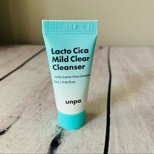 2/15$ New 💗 UNPA Lacto Cica Mild Clear Cleanser 5 ml